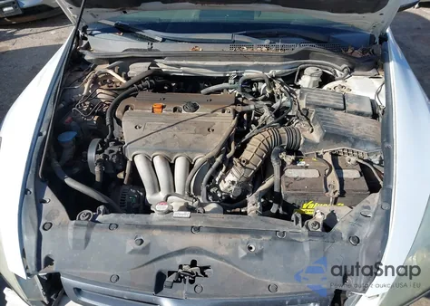 2005 Honda Accord 2.4 Lx from USA, damaged, VIN 1HGCM56435A117082